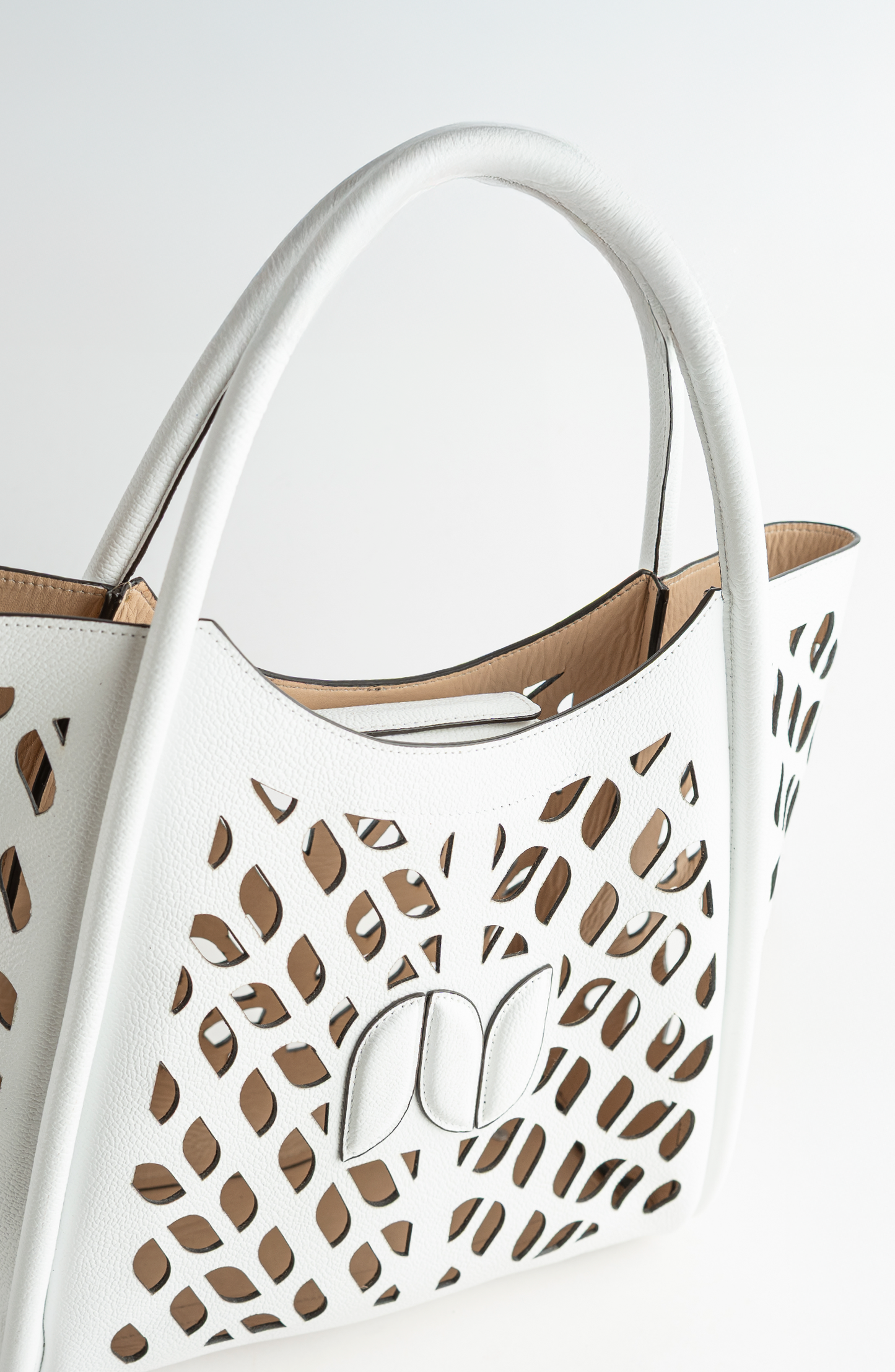 CALIXTO CAGE TOTE WHITE