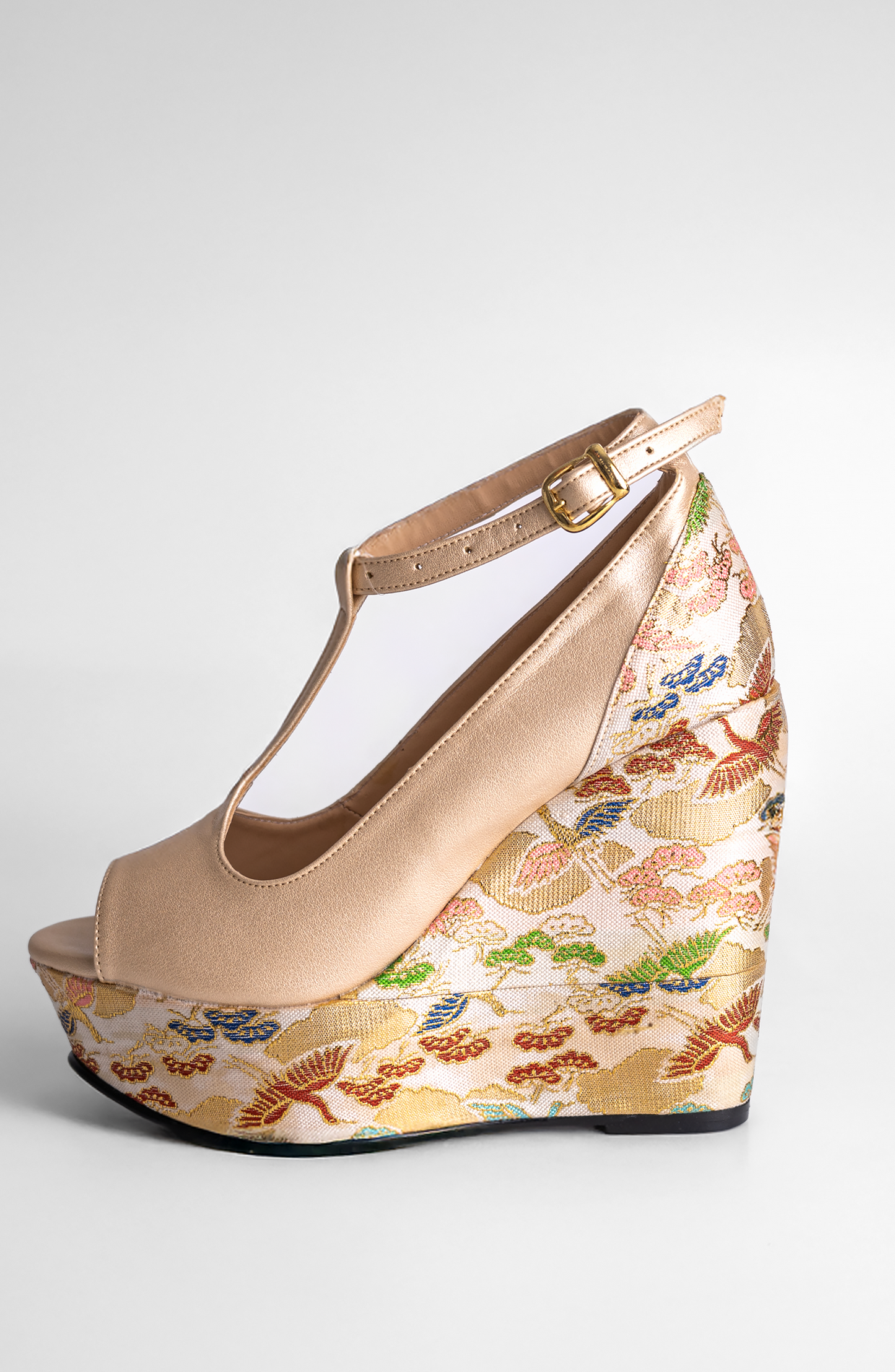 MAXI WEDGE CHAMPAGNE SILK