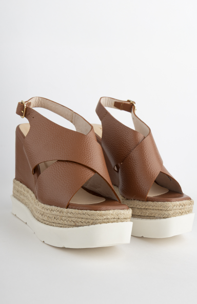 JACOBS WEDGE SANDAL IN COGÑAC