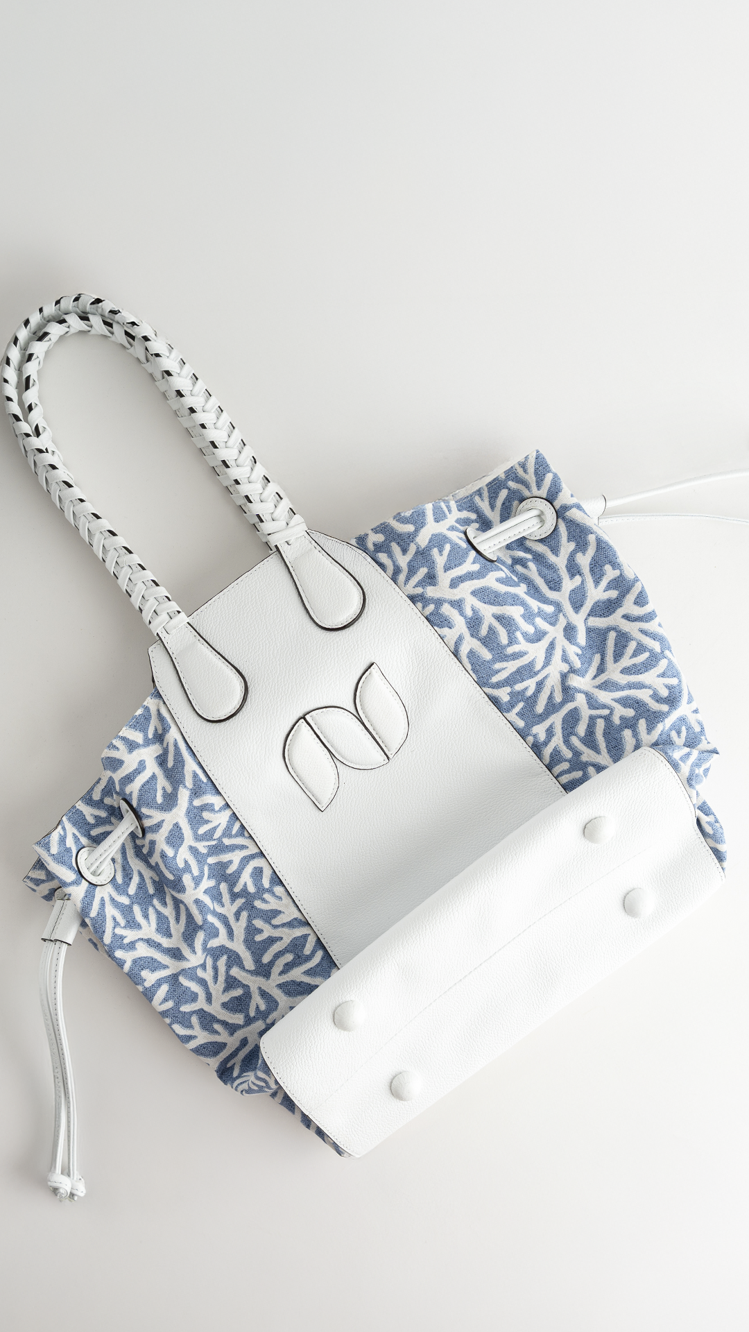 MARINA TOTE LEATHER AND CANVAS