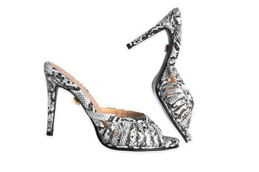 13 TACONES.jpg