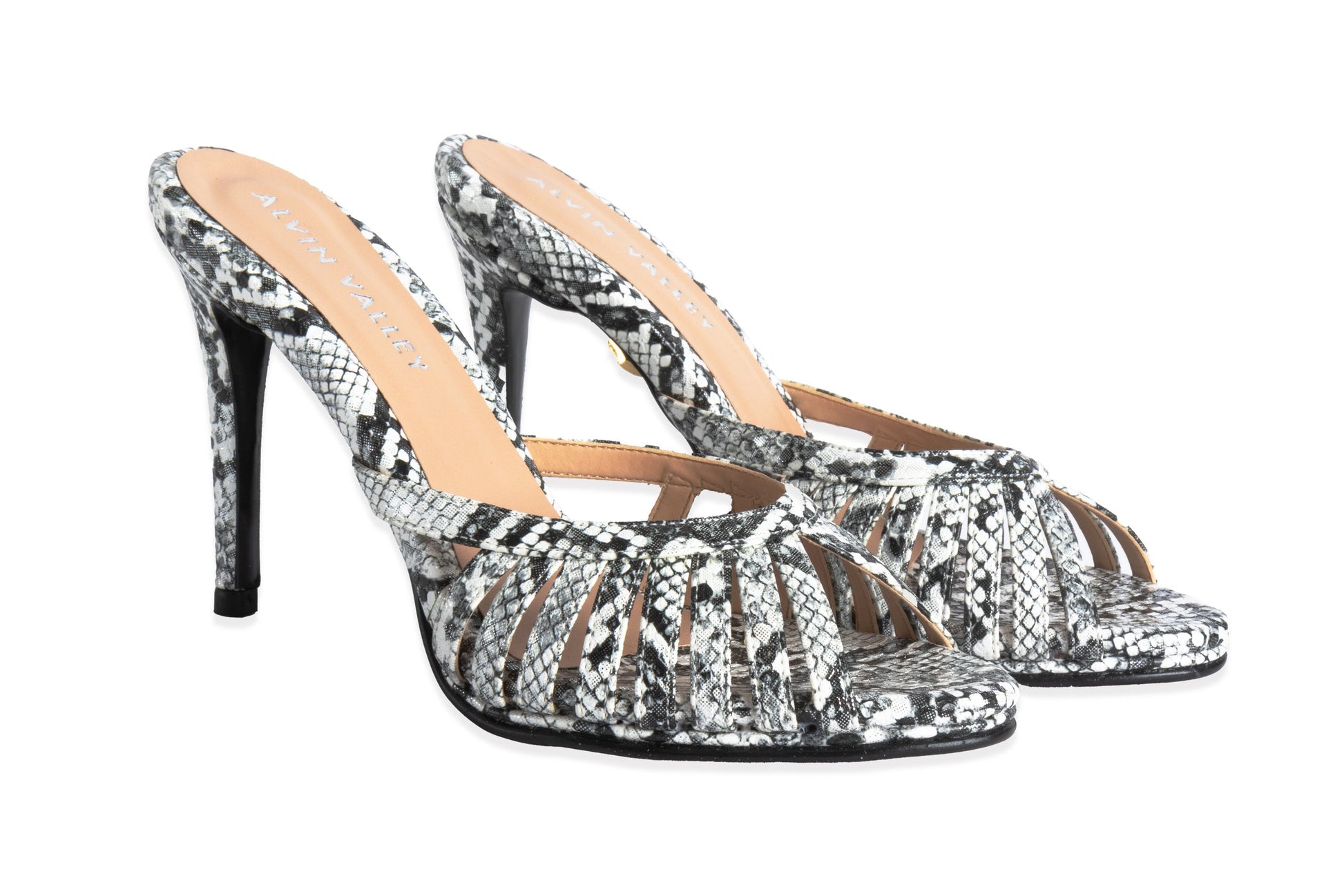 18 TACONES.jpg