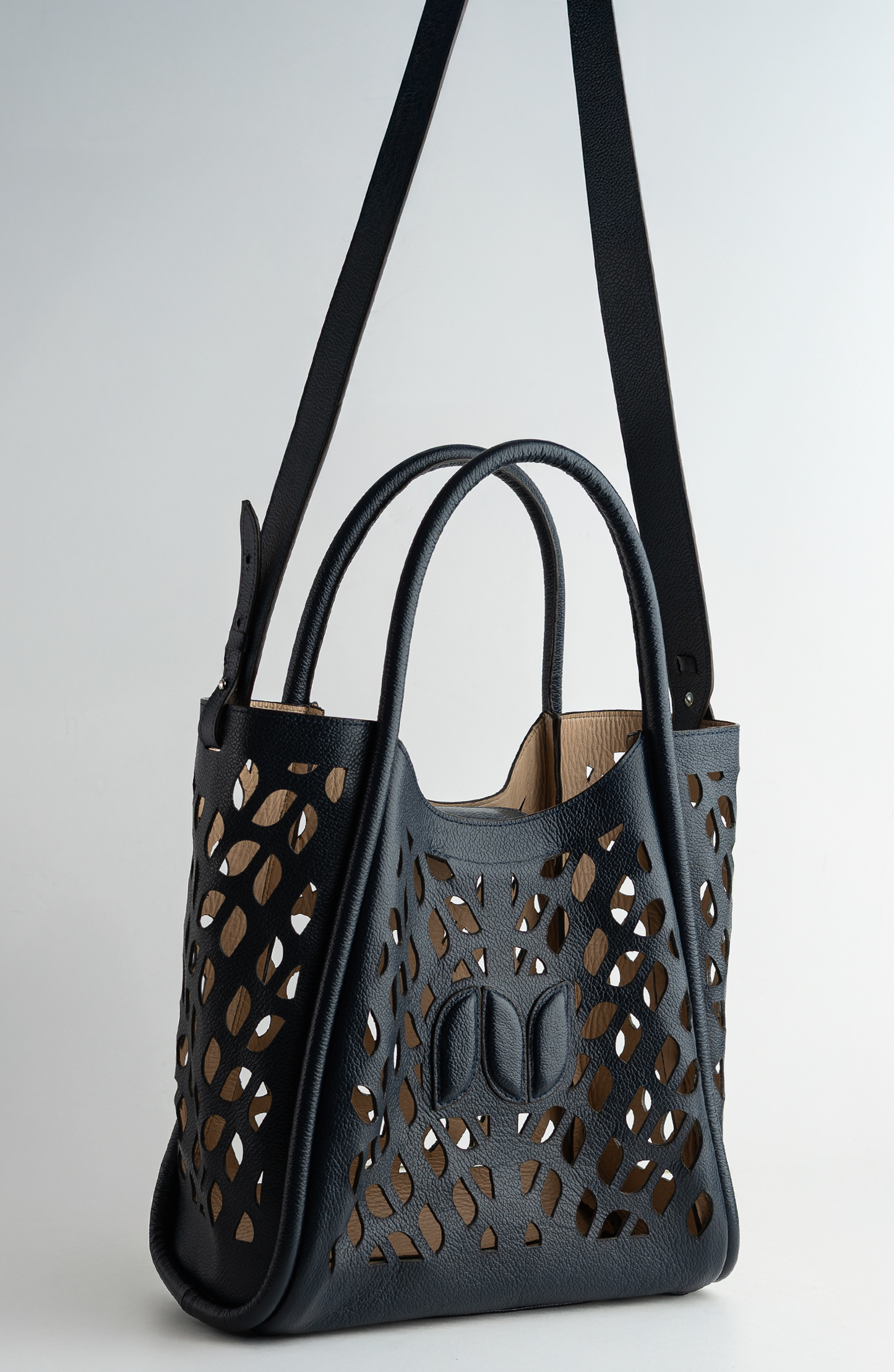 CALIXTO CAGE TOTE NAVY