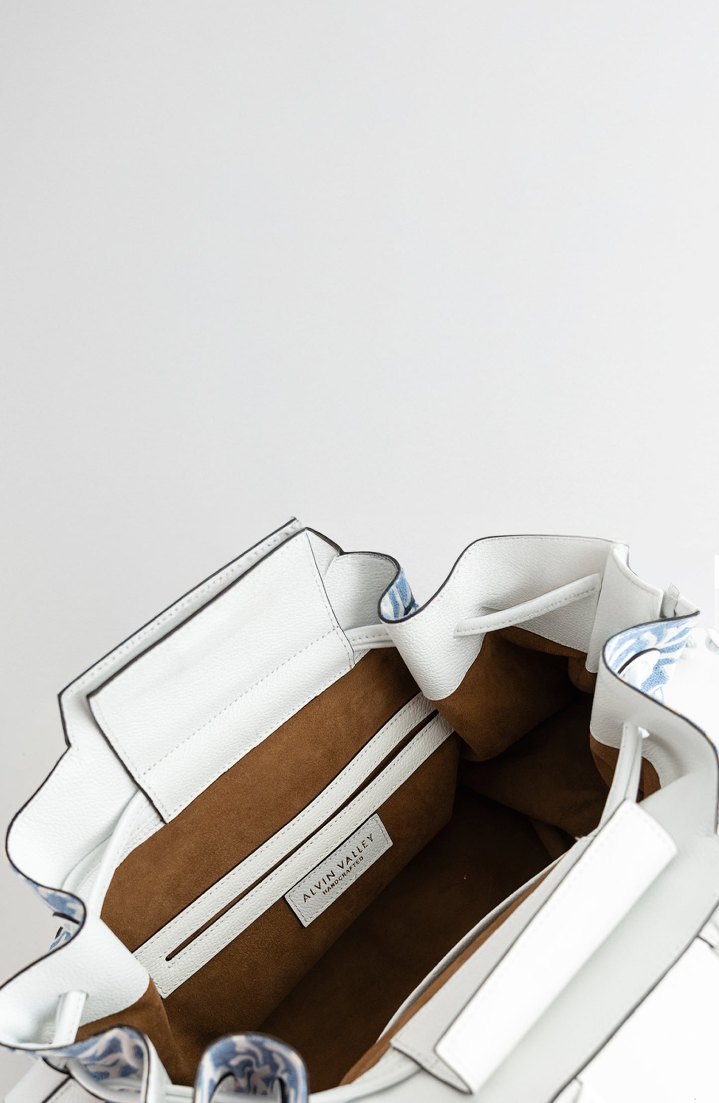 MARINA TOTE LEATHER AND CANVAS