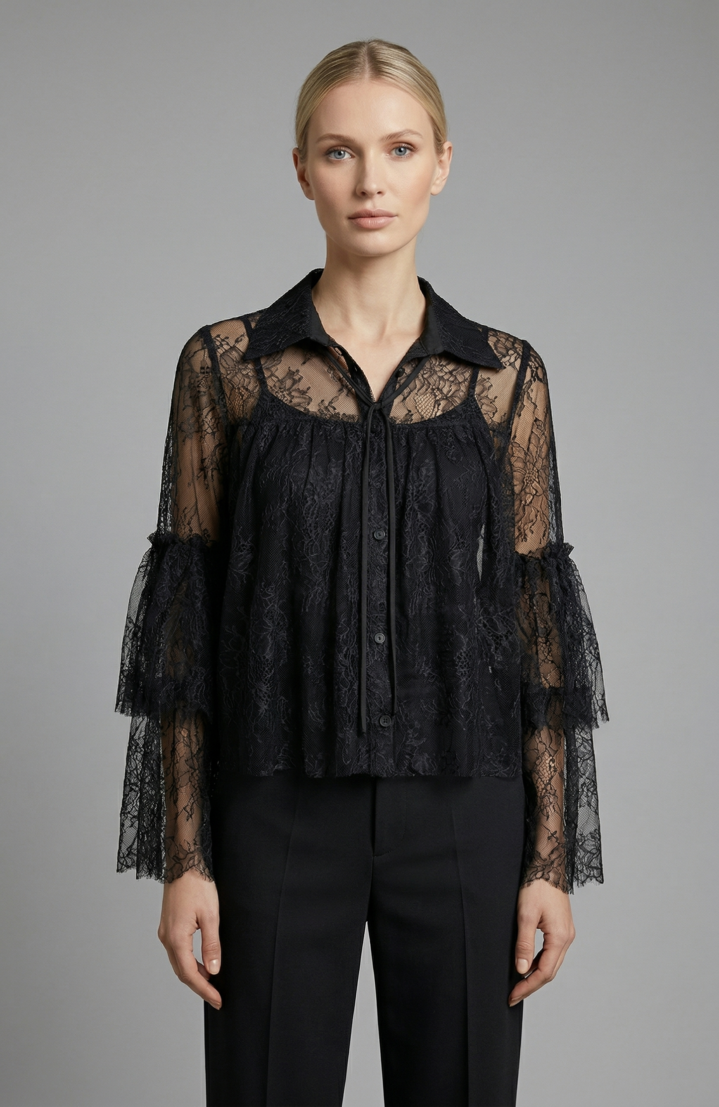 LACE CROP BLOUSE
