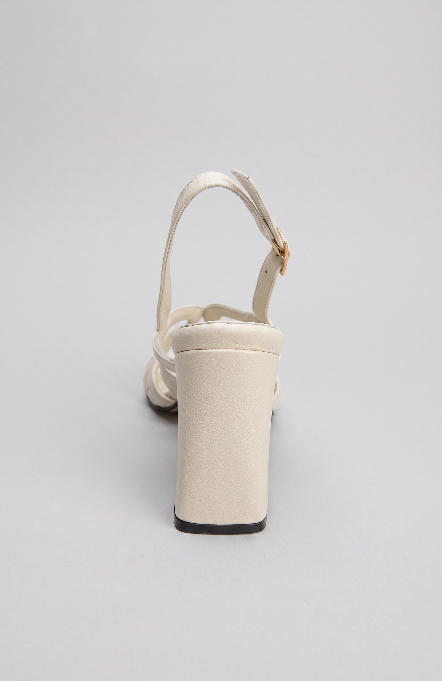 SUTTON SANDAL IVORY