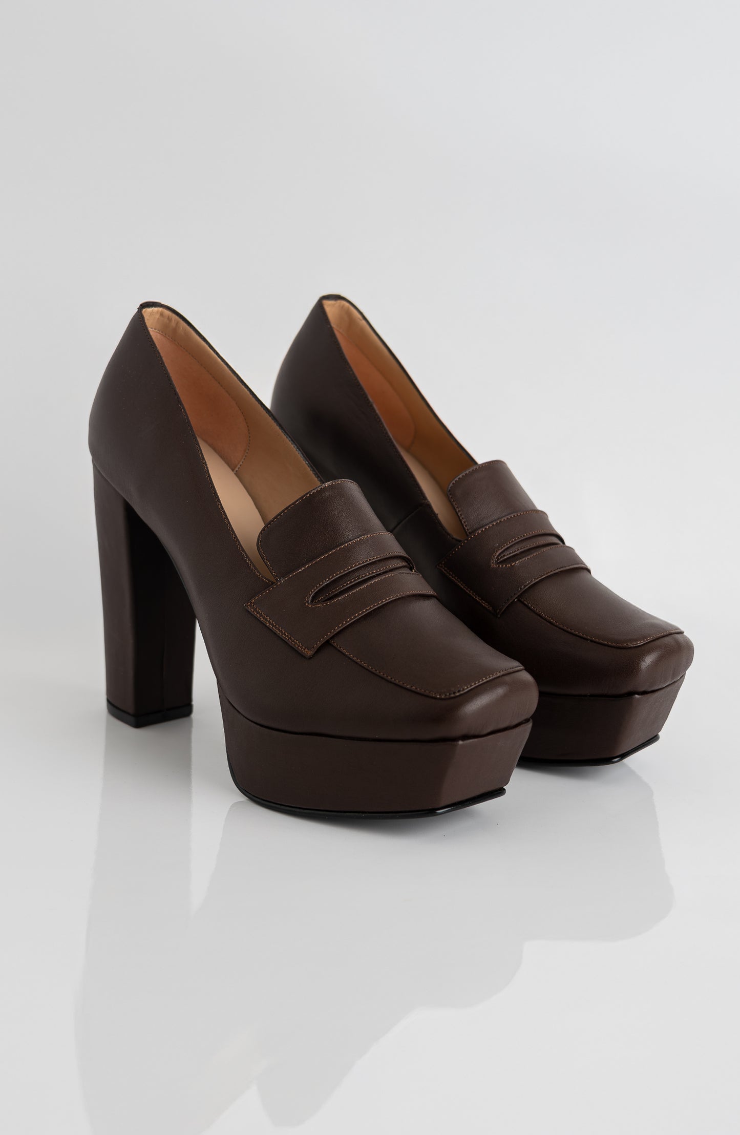 COOPER LOAFER PLATFORM MOCHA MOUSSE (Pre Order Del 10/15)